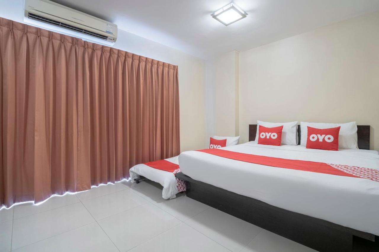 Oyo 829 Royal Thai Residence Jomtien Exterior foto