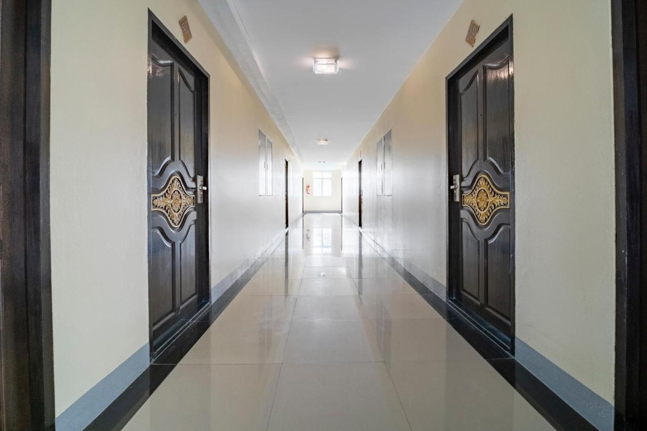 Oyo 829 Royal Thai Residence Jomtien Exterior foto